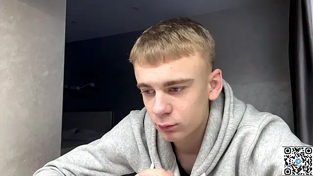 Snapshot of echowraith chatting on 11/30/25, 08:04 echowraith online show from 11/30/25, 08:04