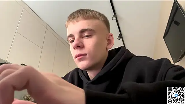 Snapshot of echowraith chatting on 09/28/25, 05:58 echowraith online show from 09/28/25, 05:58