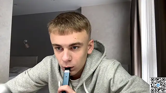 Snapshot of echowraith chatting on 11/25/25, 08:03 echowraith online show from 11/25/25, 08:03