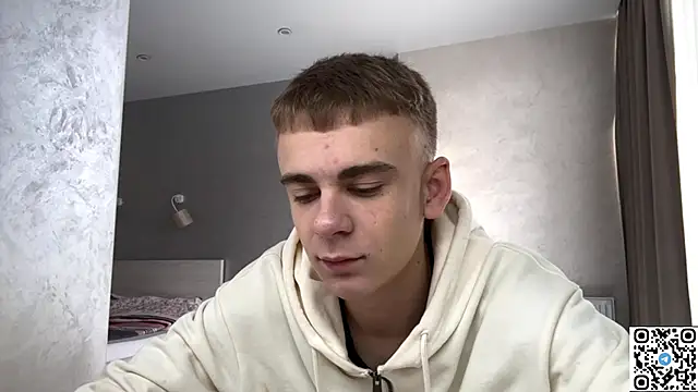 Snapshot of echowraith chatting on 11/02/25, 08:08 echowraith online show from 11/02/25, 08:08