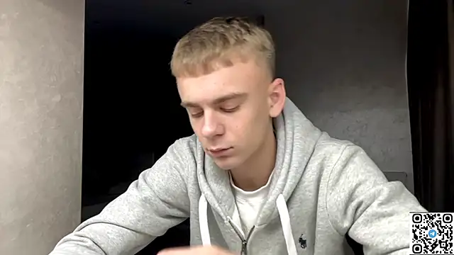 Snapshot of echowraith chatting on 11/21/25, 10:25 echowraith online show from 11/21/25, 10:25