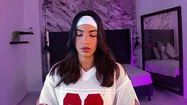 kitty collins  online show from 04/07/26, 12:18