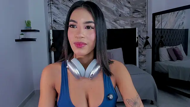 Snapshot of kitty_collins_ chatting on 05/11/26, 12:17 kitty collins online show from 05/11/26, 12:17