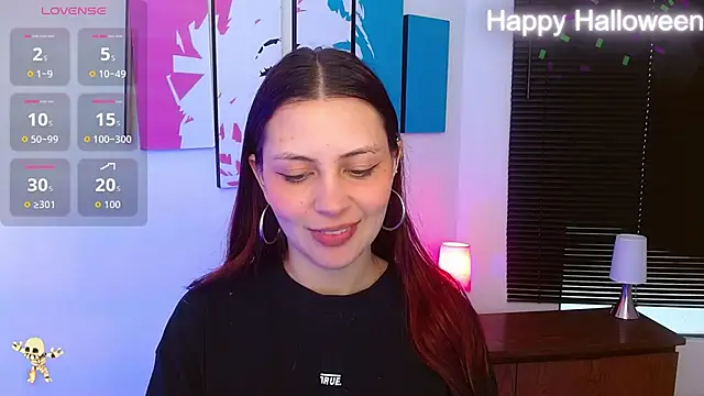 Snapshot of AlanaGarcia19 chatting on 11/03/25, 01:15 AlanaGarcia19 online show from 11/03/25, 01:15