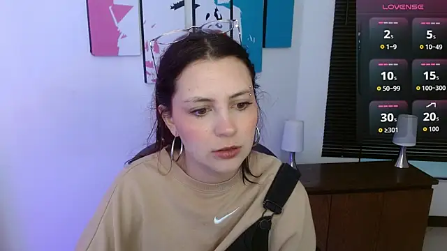Snapshot of AlanaGarcia19 chatting on 10/15/25, 11:51 AlanaGarcia19 online show from 10/15/25, 11:51