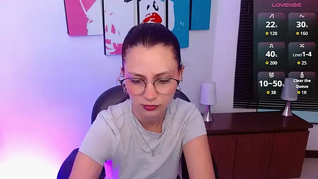 Snapshot of AlanaGarcia19 chatting on 09/25/25, 11:38 AlanaGarcia19 online show from 09/25/25, 11:38