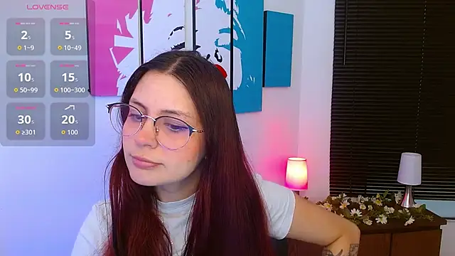 Snapshot of AlanaGarcia19 chatting on 11/20/25, 11:44 AlanaGarcia19 online show from 11/20/25, 11:44