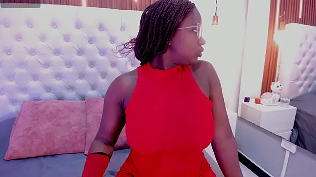 Snapshot of Oshun_Evans chatting on 09/13/25, 10:32 Oshun Evans online show from 09/13/25, 10:32