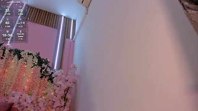 ThiccyLexxy online show from 12/21/25, 12:29