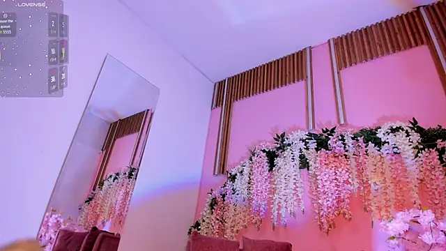 ThiccyLexxy online show from 11/30/25, 12:39