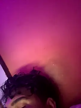 Snapshot of saumon3022 chatting on 09/20/25, 04:06 saumon3022 online show from 09/20/25, 04:06