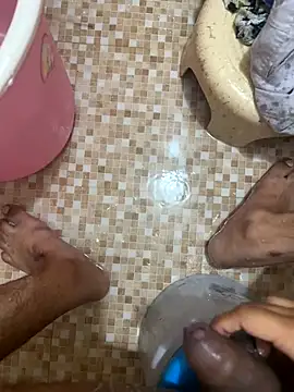 Snapshot of saumon3022 chatting on 09/18/25, 04:37 saumon3022 online show from 09/18/25, 04:37