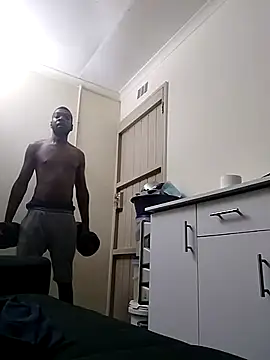 Snapshot of TmanZim2025 chatting on 10/10/25, 05:03 TmanZim2025 online show from 10/10/25, 05:03