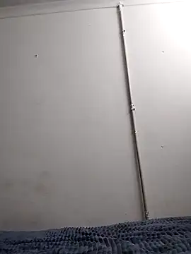 Snapshot of TmanZim2025 chatting on 10/27/25, 07:48 TmanZim2025 online show from 10/27/25, 07:48