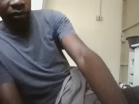 Snapshot of TmanZim2025 chatting on 09/27/25, 02:01 TmanZim2025 online show from 09/27/25, 02:01