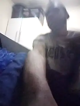 Snapshot of TmanZim2025 chatting on 02/20/26, 05:15 TmanZim2025 online show from 02/20/26, 05:15