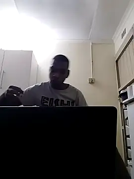 Snapshot of TmanZim2025 chatting on 09/15/25, 06:08 TmanZim2025 online show from 09/15/25, 06:08