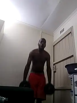 Snapshot of TmanZim2025 chatting on 09/25/25, 03:29 TmanZim2025 online show from 09/25/25, 03:29