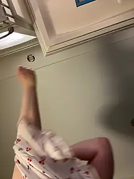 DeniMilkyyyyy online show from 03/31/26, 05:15