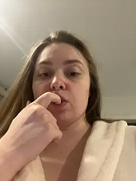 DeniMilkyyyyy online show from 12/01/25, 09:15