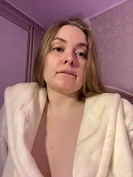 DeniMilkyyyyy online show from 09/28/25, 10:17