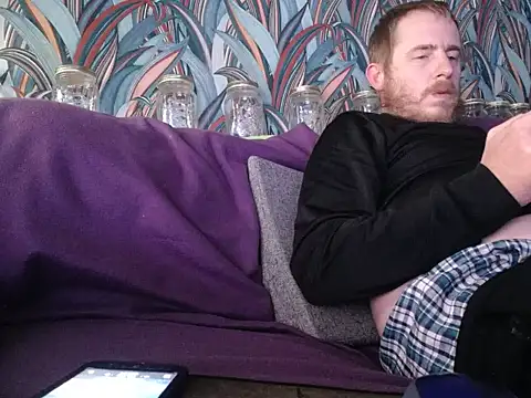 Snapshot of gaydavid chatting on 11/07/25, 10:24 gaydavid online show from 11/07/25, 10:24