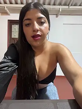 Isaa-Sweet online show from 12/20/25, 01:41