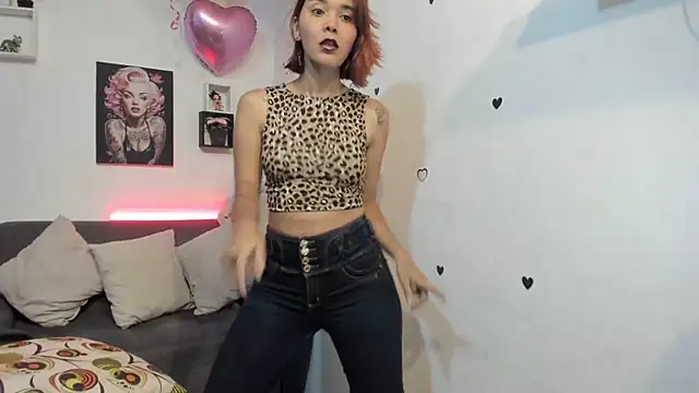 anastasia tuya online show from 04/03/26, 01:23