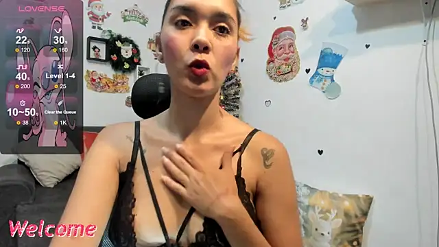 Snapshot of anastasia_tuya chatting on 11/22/25, 02:43 anastasia tuya online show from 11/22/25, 02:43