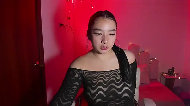 Snapshot of pretti_scarlett chatting on 09/11/25, 11:49 pretti scarlett online show from 09/11/25, 11:49