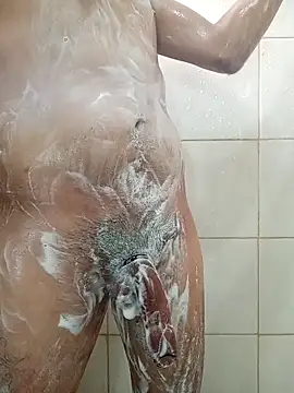 AtraCTiVoSiNguLaR online show from 09/30/25, 02:01