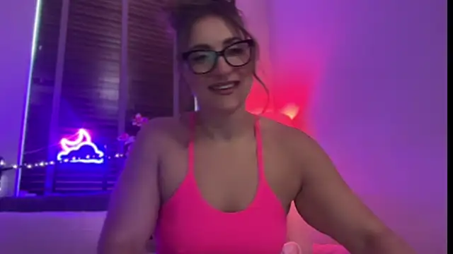 Snapshot of MistresssX chatting on 09/26/25, 02:02 MistresssX online show from 09/26/25, 02:02