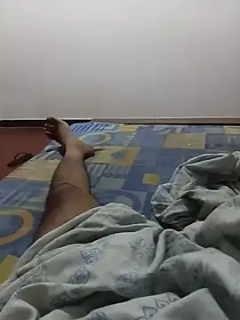 Snapshot of ceyloanboy chatting on 07/13/26, 07:35 ceyloanboy online show from 07/13/26, 07:35