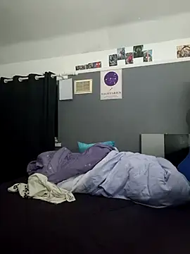 Fxckc4rl3yellis99 online show from 06/20/26, 02:27