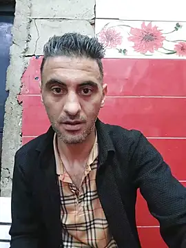 Snapshot of Mahdidido45 chatting on 05/24/26, 10:31 Mahdidido45 online show from 05/24/26, 10:31