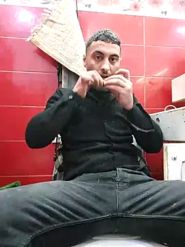 Snapshot of Mahdidido45 chatting on 02/04/26, 11:55 Mahdidido45 online show from 02/04/26, 11:55