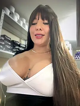 AlanaRouss online show from 10/18/25, 11:51