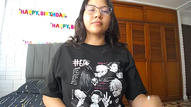 Naia Stant online show from 10/16/25, 08:17