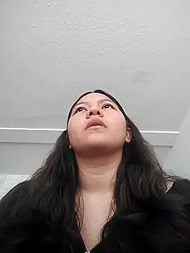 Naia Stant online show from 10/10/25, 07:25