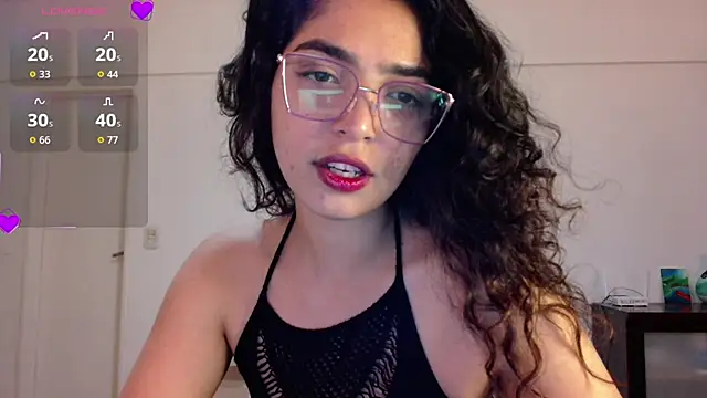Snapshot of Ariagal chatting on 01/11/26, 04:14 Ariagal online show from 01/11/26, 04:14