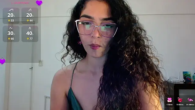 Snapshot of Ariagal chatting on 01/07/26, 08:47 Ariagal online show from 01/07/26, 08:47