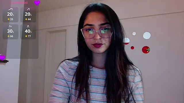 Snapshot of Ariagal chatting on 11/14/25, 10:35 Ariagal online show from 11/14/25, 10:35