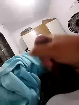 Hiderr online show from 11/17/25, 04:05