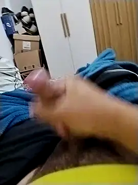 Hiderr online show from 03/03/26, 04:14