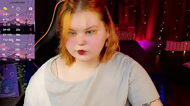 Snapshot of fillisfox_ chatting on 06/19/26, 06:41 fillisfox online show from 06/19/26, 06:41