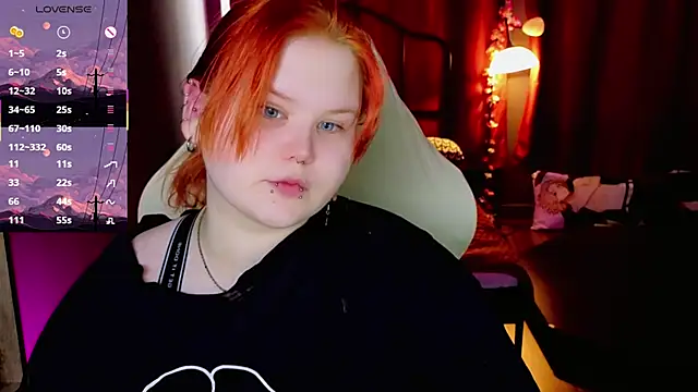 Snapshot of fillisfox_ chatting on 04/22/26, 11:06 fillisfox online show from 04/22/26, 11:06