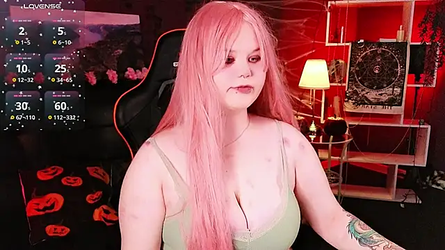 fillisfox  online show from 10/27/25, 11:55