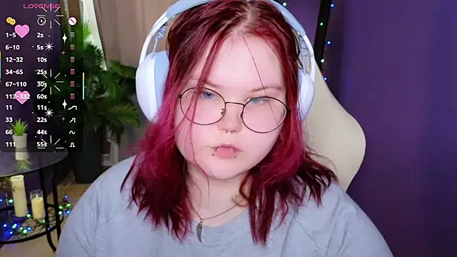 fillisfox  online show from 03/27/26, 11:22