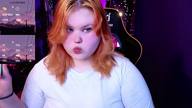 Snapshot of fillisfox_ chatting on 05/26/26, 03:32 fillisfox online show from 05/26/26, 03:32