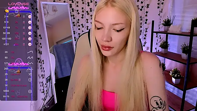 AnyaTaylor  online show from 06/02/26, 02:22